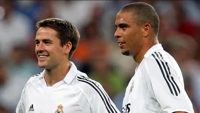 运动员在竞 运动员在竞